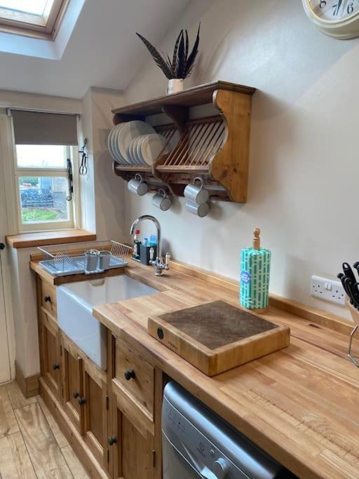 Spaniel Cottage With Views Of Ham Hill, Stoke Sub Hamdon Martock Exterior foto
